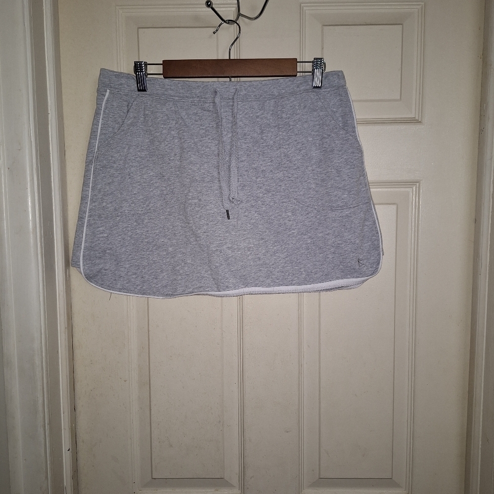 Danskin Now athletic skorts size large